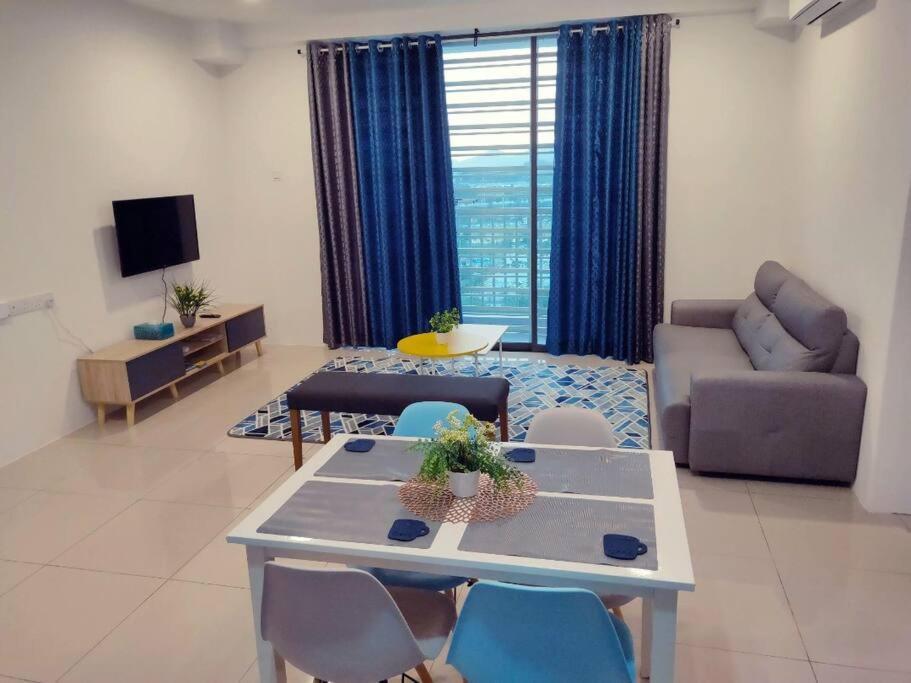 Luxurious Homestay 3Br With Pool Meru Ipoh 8 Pax Buitenkant foto